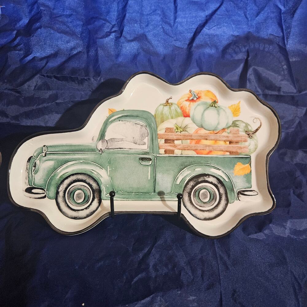 Vintage Style Green Truck Harvest Platter From the Robert Stanley
